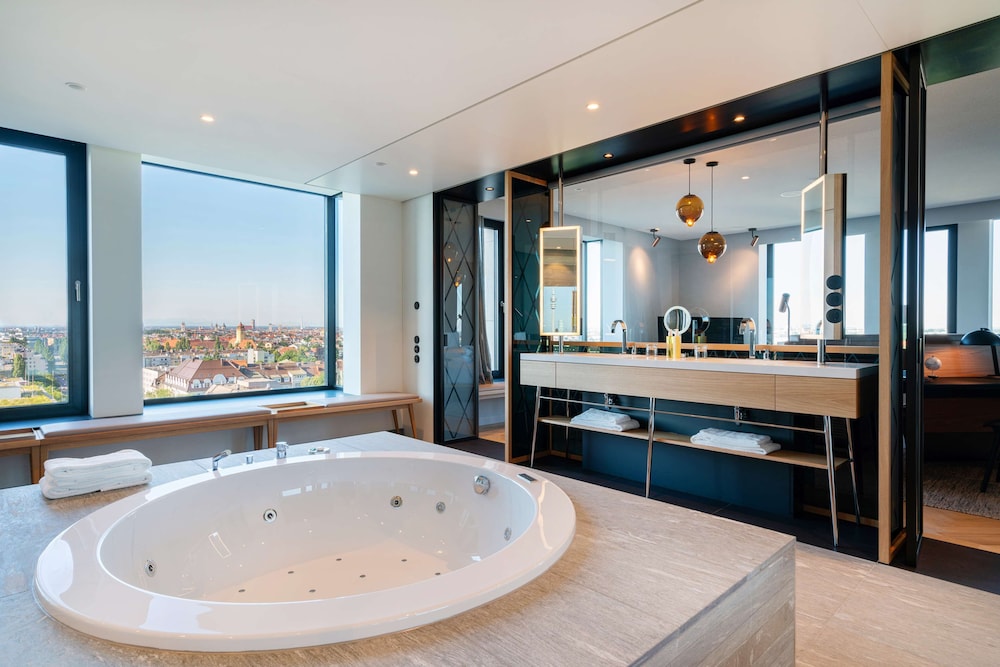 Andaz Munich Schwabinger Tor 7/76