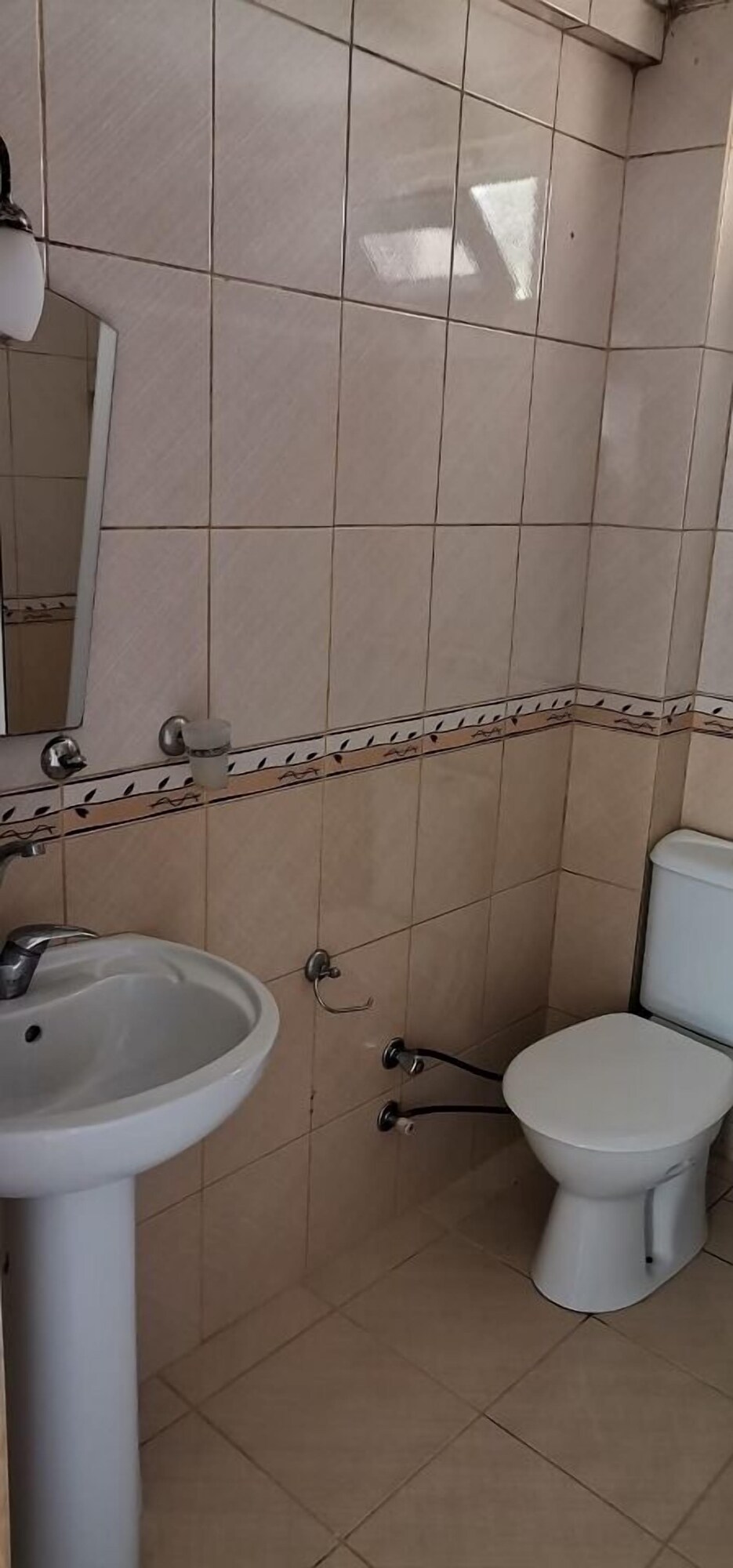 شقة بسريرين منفصلين مع أريكة