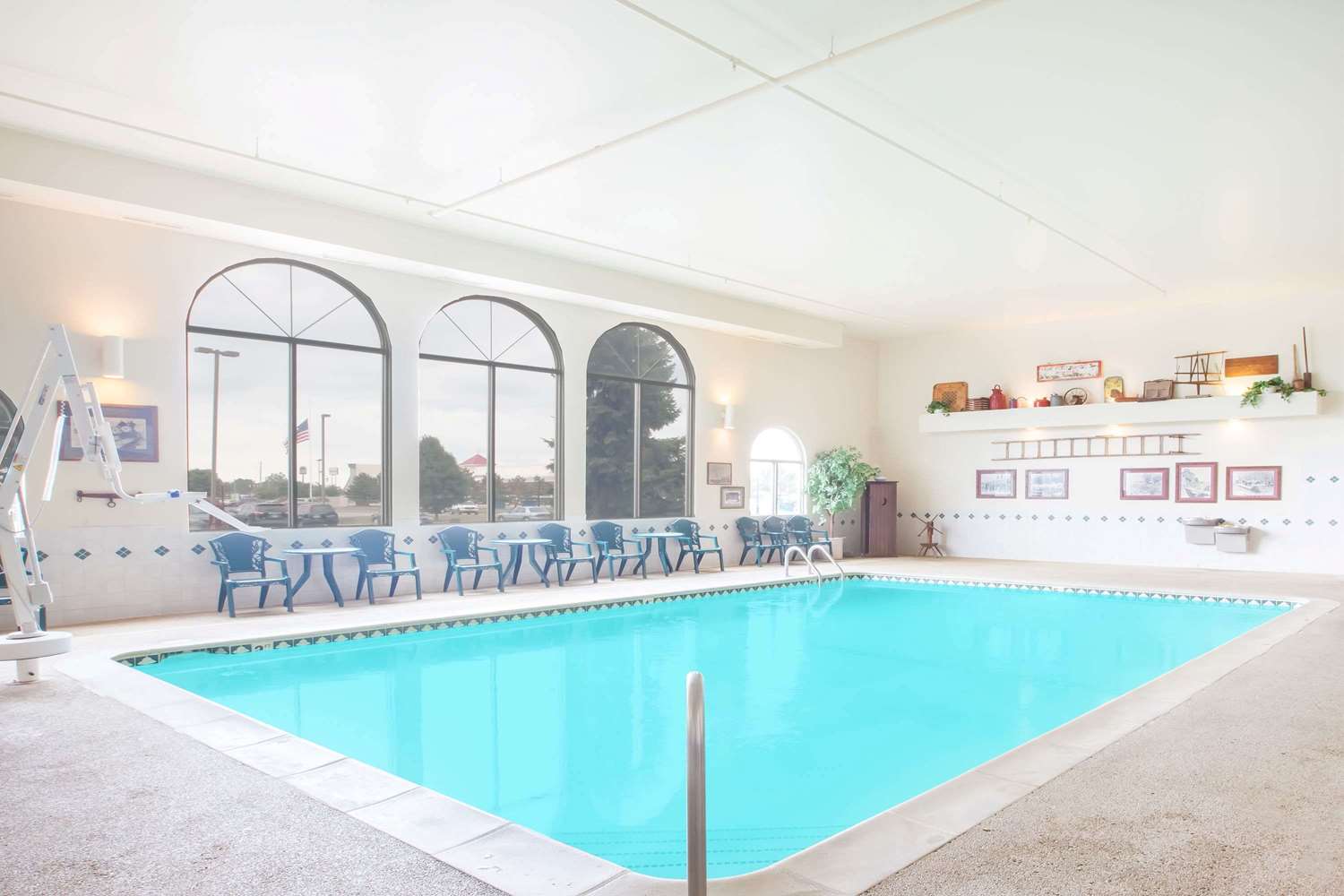 Super 8 by Wyndham West Branch 11/18