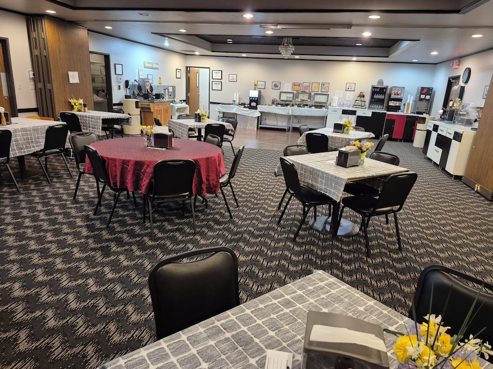 restaurant cafeteria