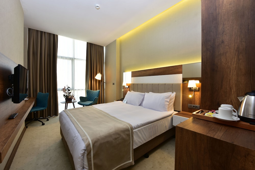 Vespia Hotel 24/70