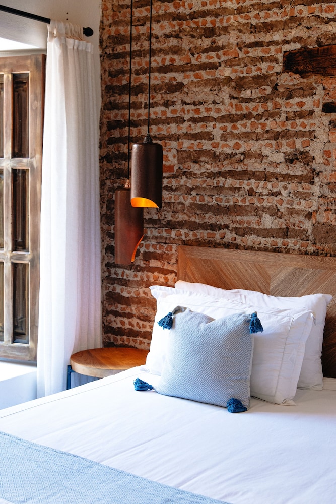 Dona Francisca Hotel Boutique 33/55