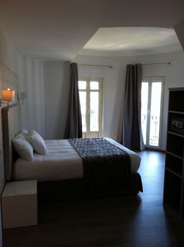 Hotel La Villa Nice Victor Hugo (ex Nouvel Hotel) 14/67