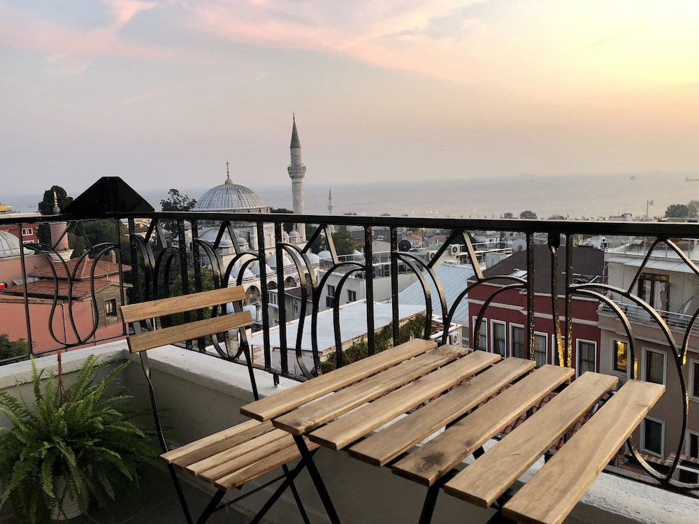 Mehmet Bey Suites 29/49
