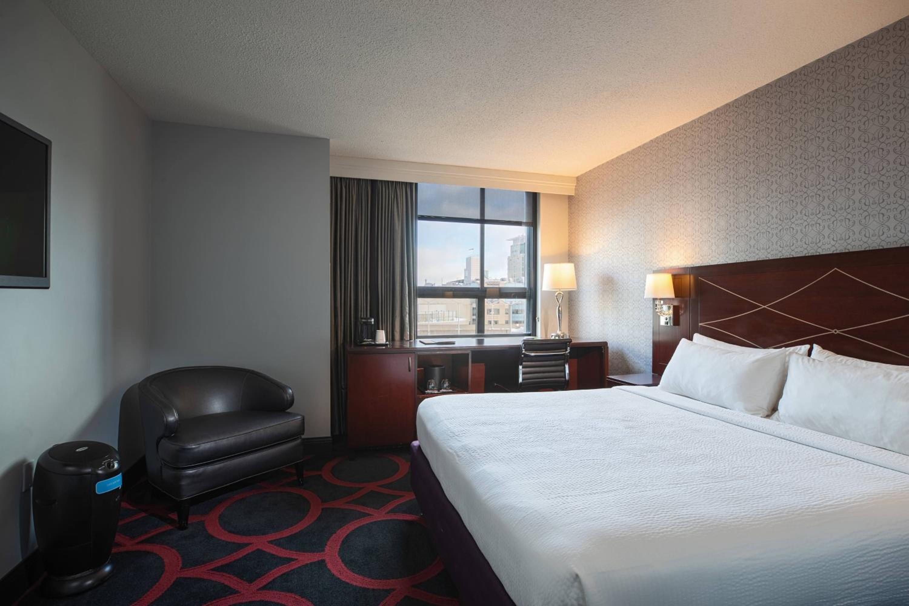 Pure, Wellness, King Bed