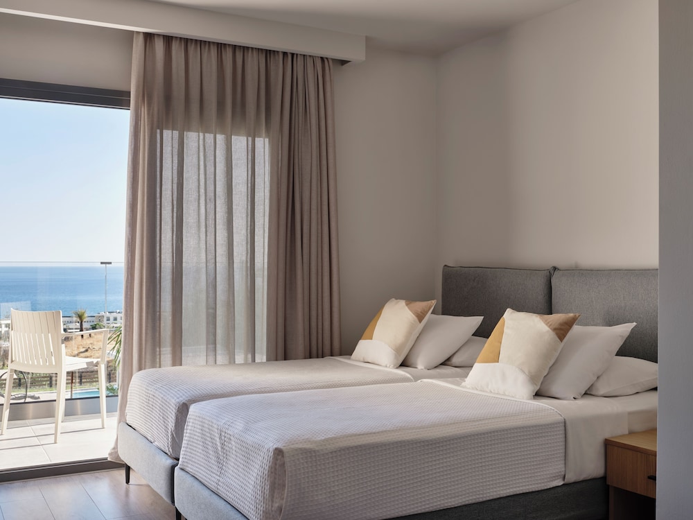 2 BEDROOMS, VILLA, PRIVATE POOL