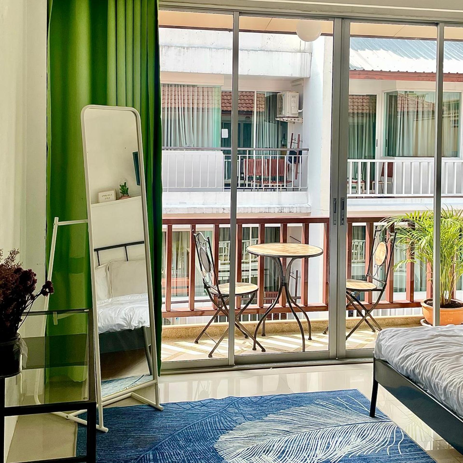 Patong Beach Side Hotel 3/50