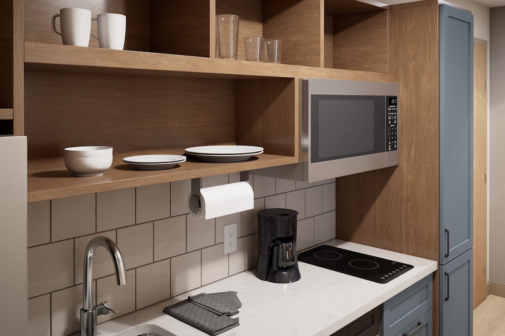 Candlewood Suites Tacoma Mall by IHG 57/57