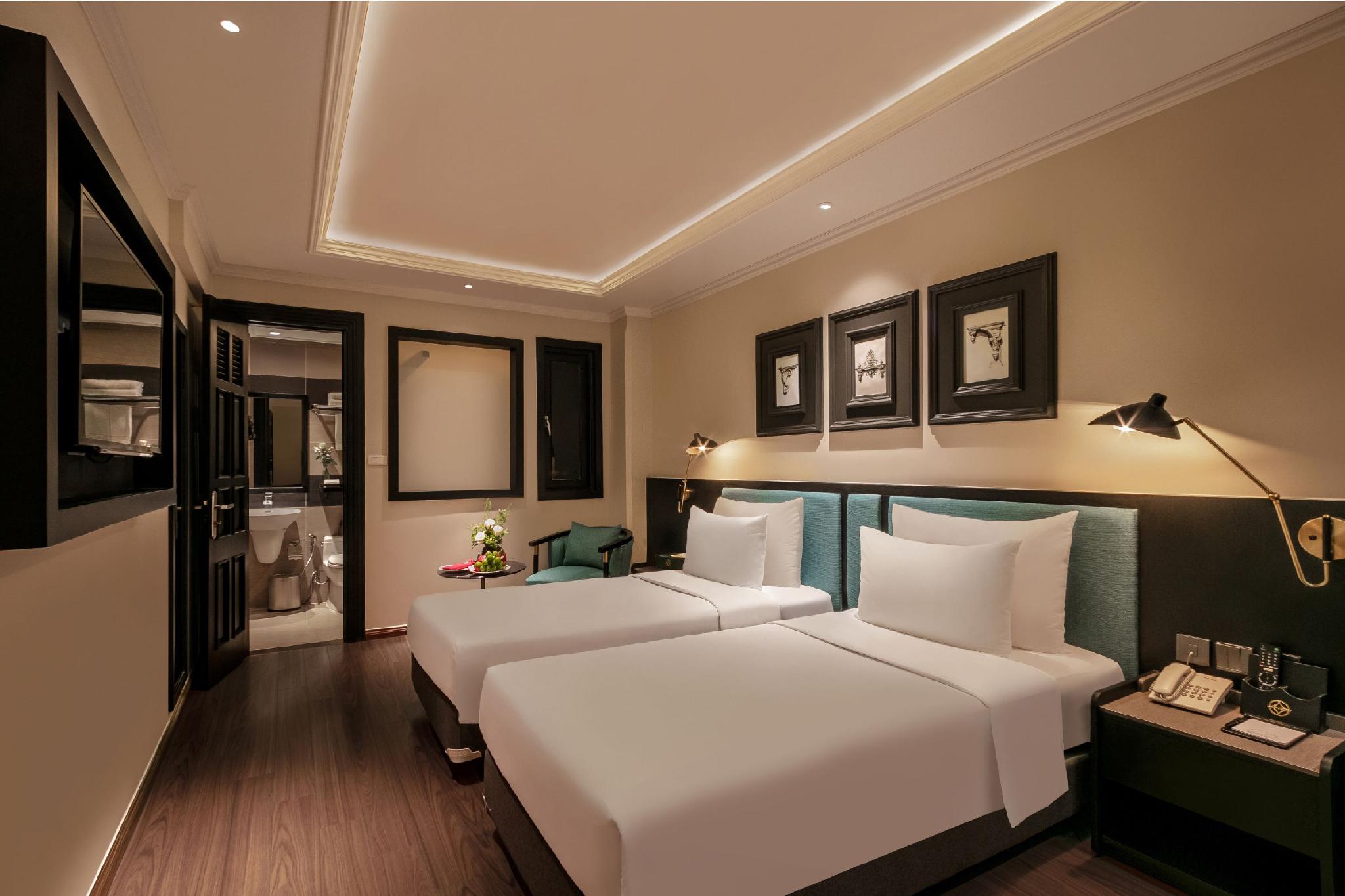 غرفة متصلة عائلية، Champton Hanoi Hotel 2/2