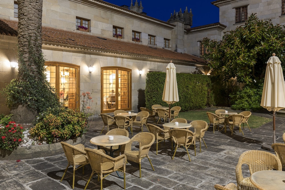 PARADOR DE CAMBADOS 26/50