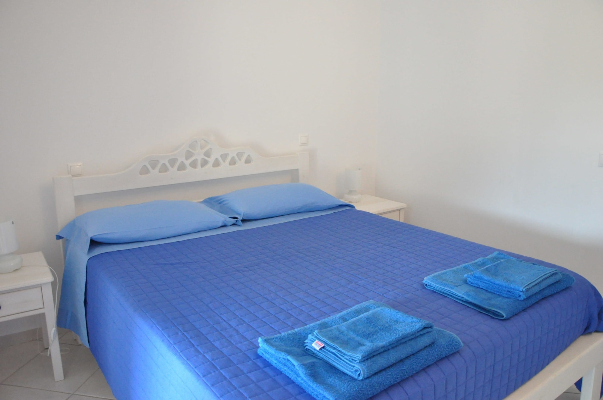 2 BEDROOMS, HOUSE, SEA VIEW