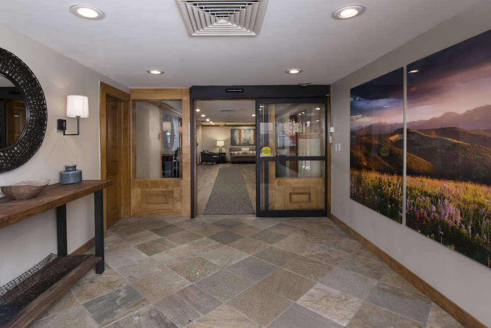 蒙坦尔斯公寓酒店(Montaneros Condominiums) 图片5