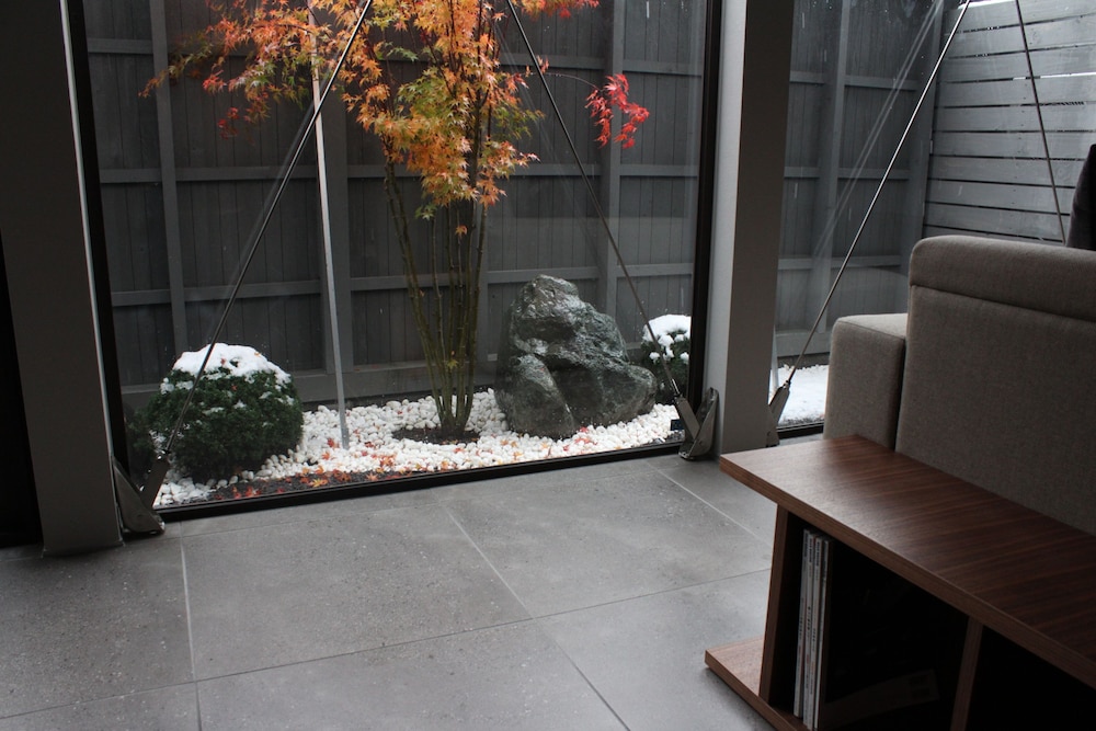Ishitei Furano 9/66