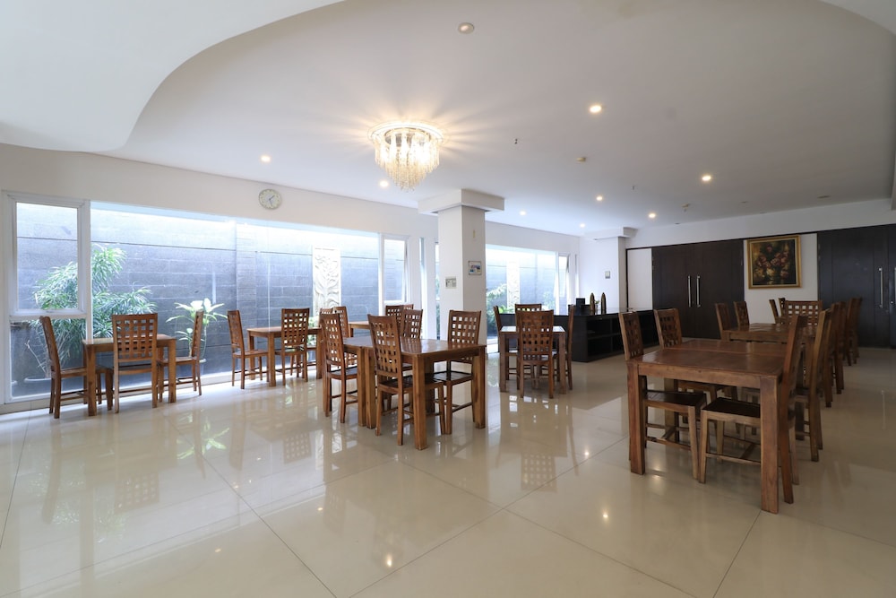 Kembang Hotel 15/19