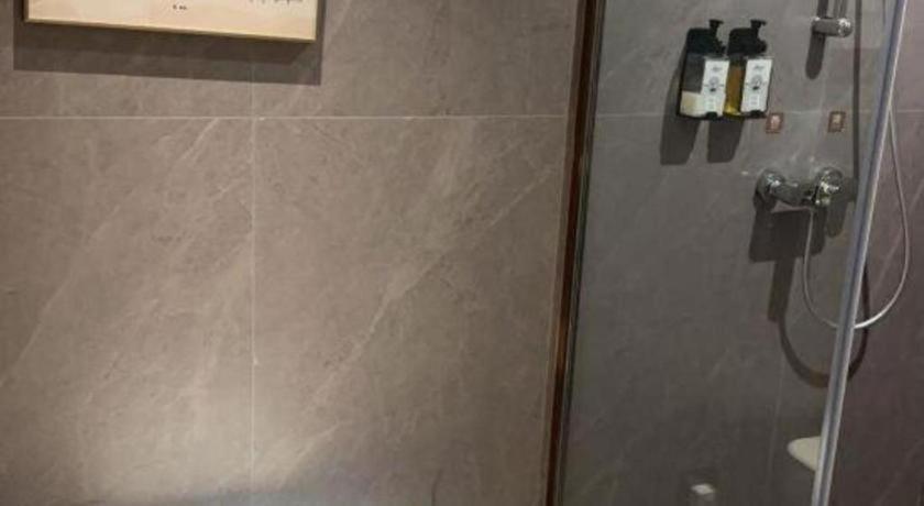 Vienna Classic Hotel (Suzhou Likou Metro Station) 35/60