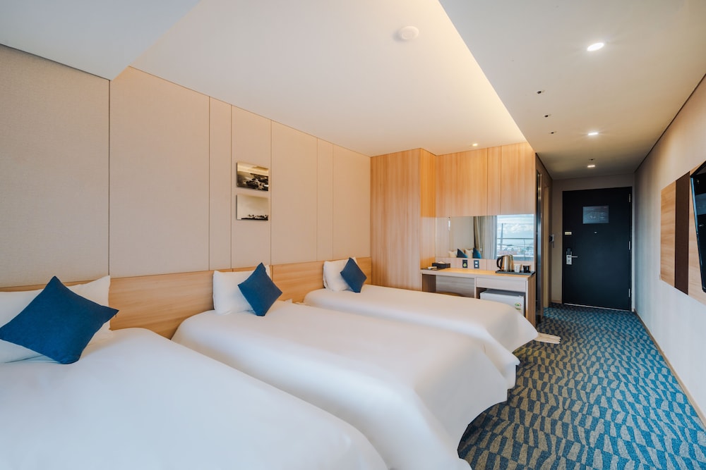 Hotel Bridge Seogwipo 9/50