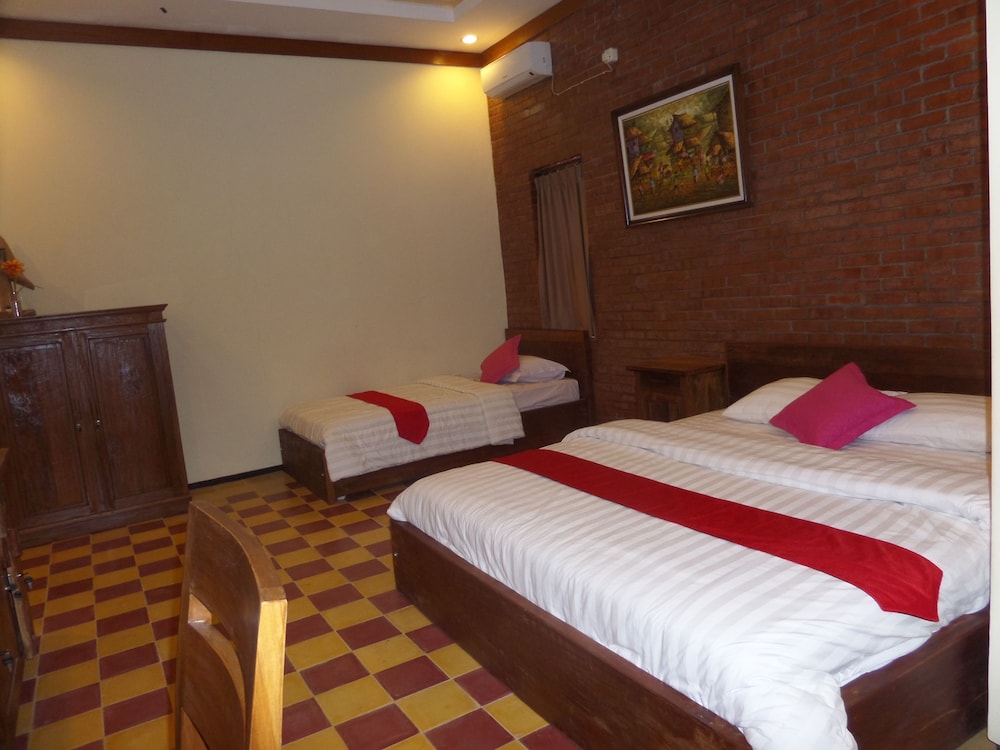 Jacatra Homestay 9/20
