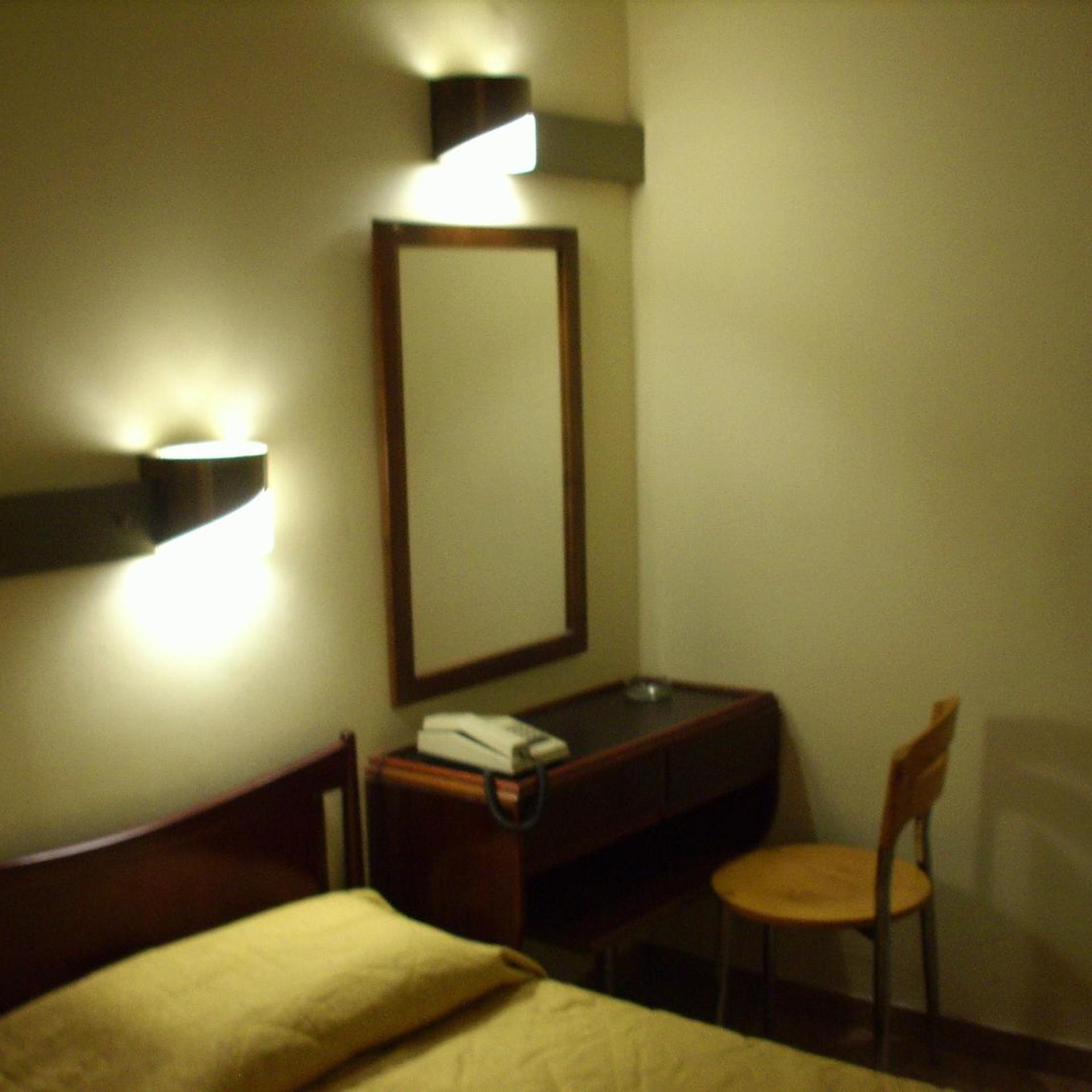CLARIDGE HOTEL 20/29
