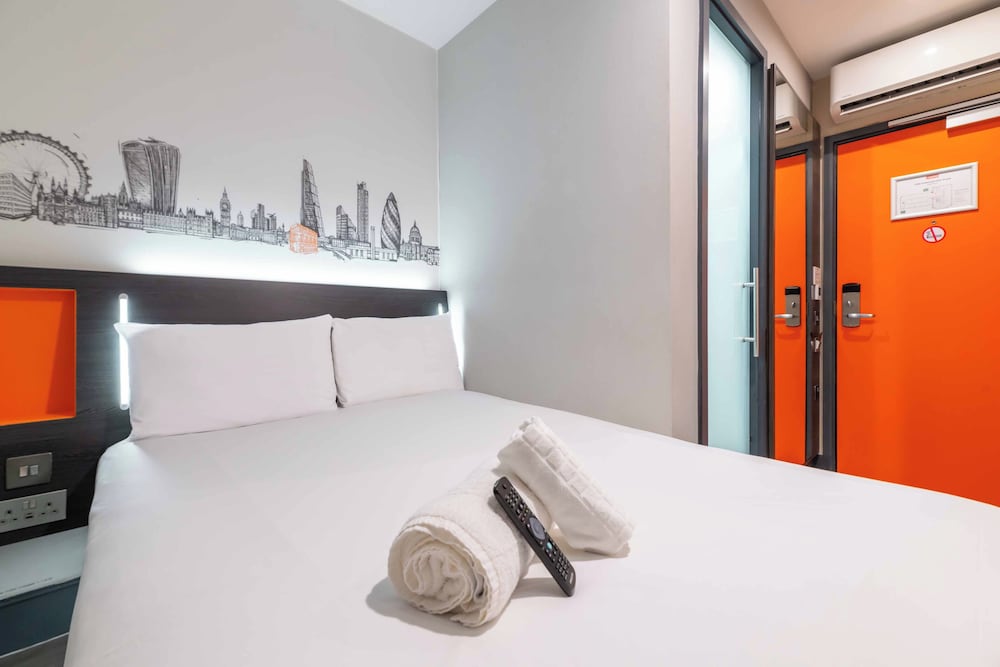 Basic, Double Bed, No Window