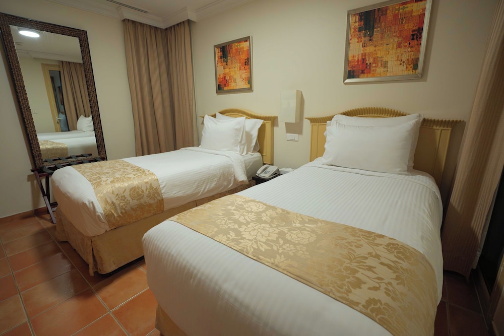 منتجع موفنبيك النورس جدة(Movenpick Resort Al Nawras Jeddah) 12/60