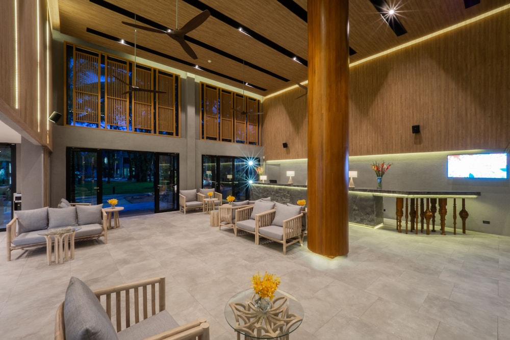 Lobby at La Flora Khao Lak, TAKUA PA