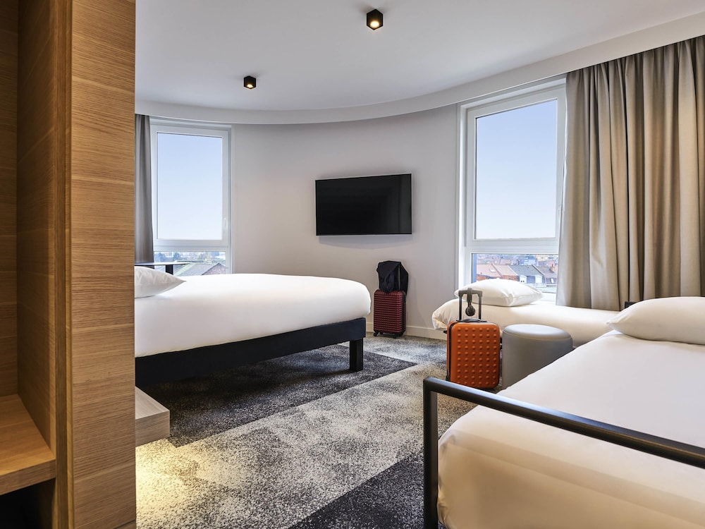 Ibis Bethune Centre Gare 8/36