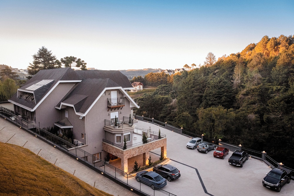 Champet Boutique Hotel 44/50