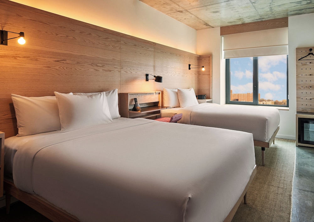 ROOM, 2 QUEEN BEDS