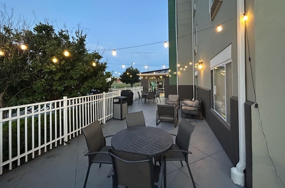 MySuites Lawton 40/54