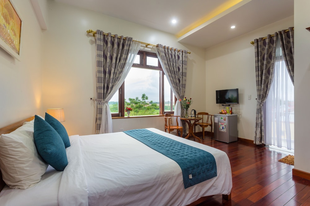 SUPERIOR, DOUBLE BED, GARDEN VIEW