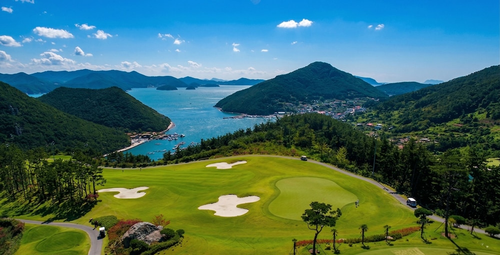 Dongwon Royal Country Club & Resort 66/71
