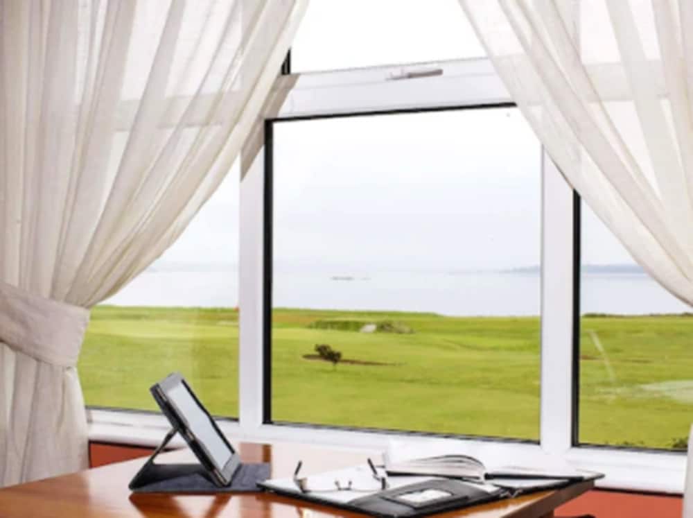 Inishowen Gateway Hotel 63/69