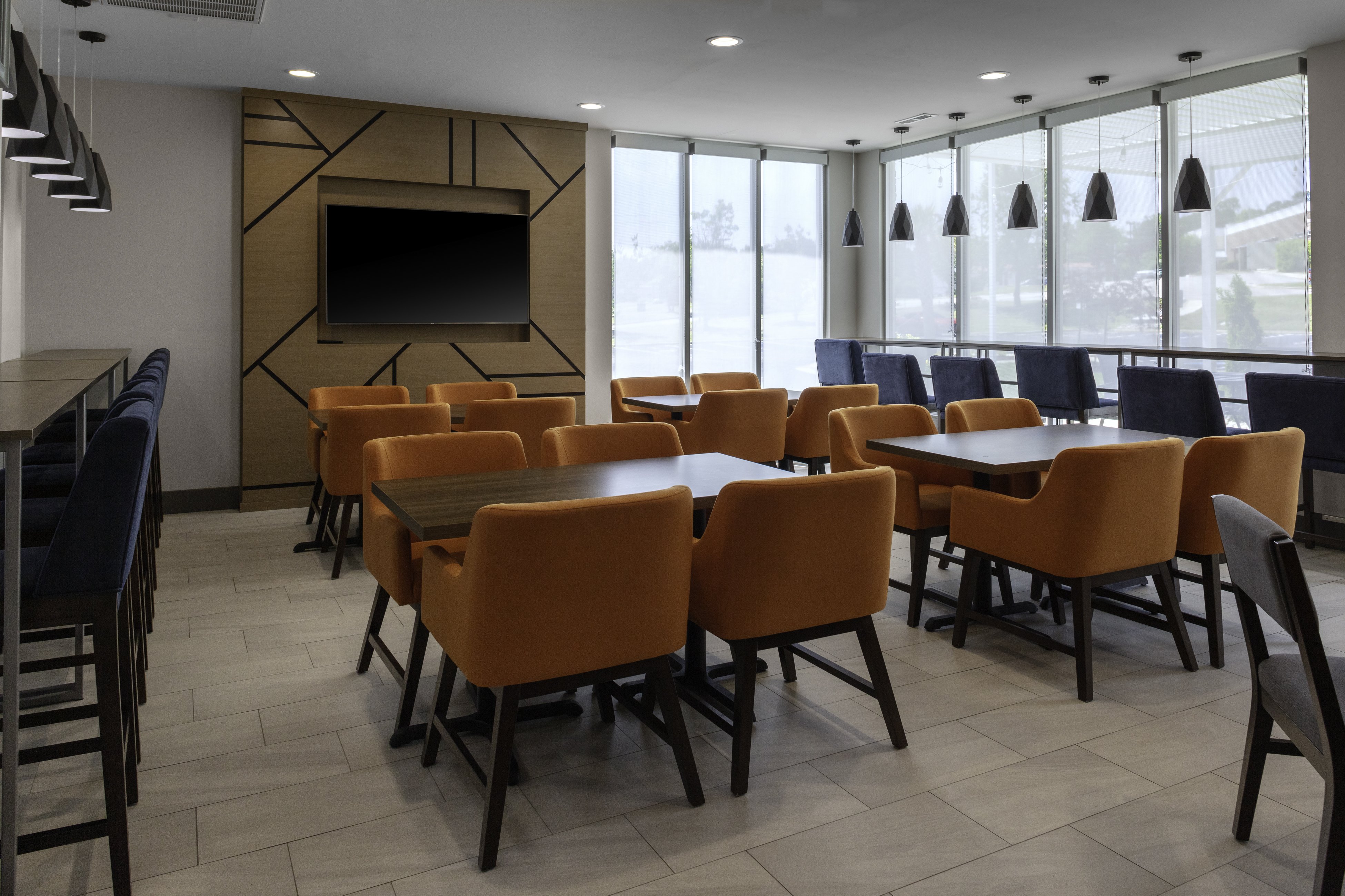 Holiday Inn Express Rocky Mount - Sports Center 41/50