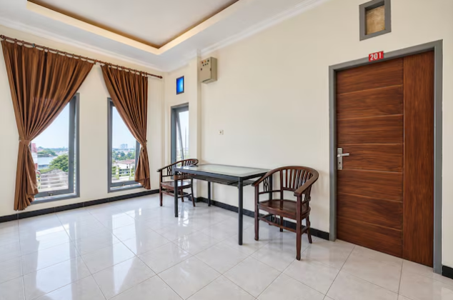 Lobby at Hotel O Icha Homestay, MAKASSAR