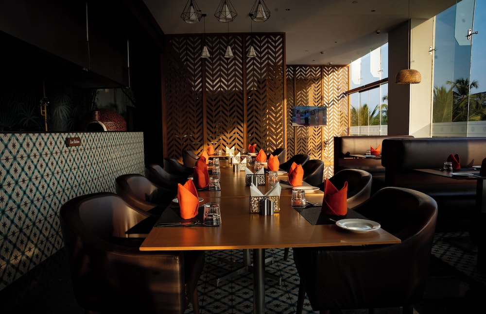 Gokulam Grand Hotel Kozhikode 28/37