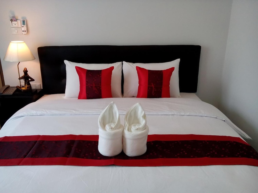 Noble Tarntong Boutique Hotel 42/60