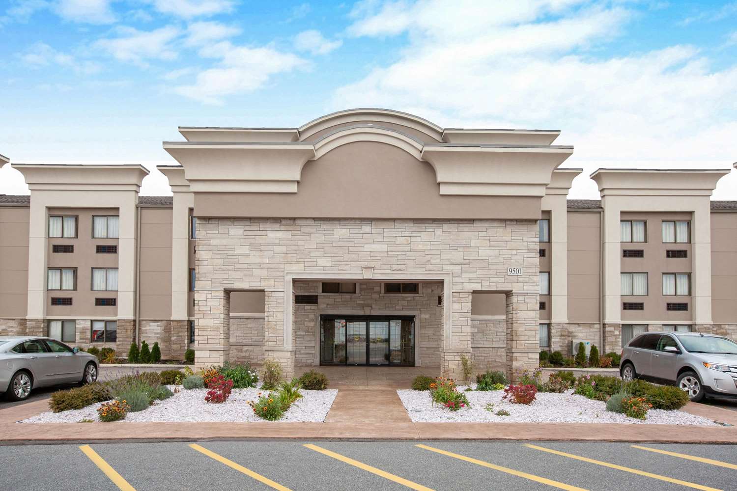 Wingate by Wyndham Detroit Metro Airport 41/44