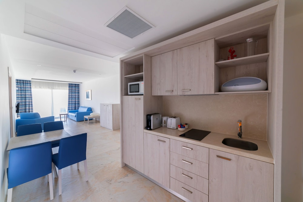 Ramla Bay Resort 13/72