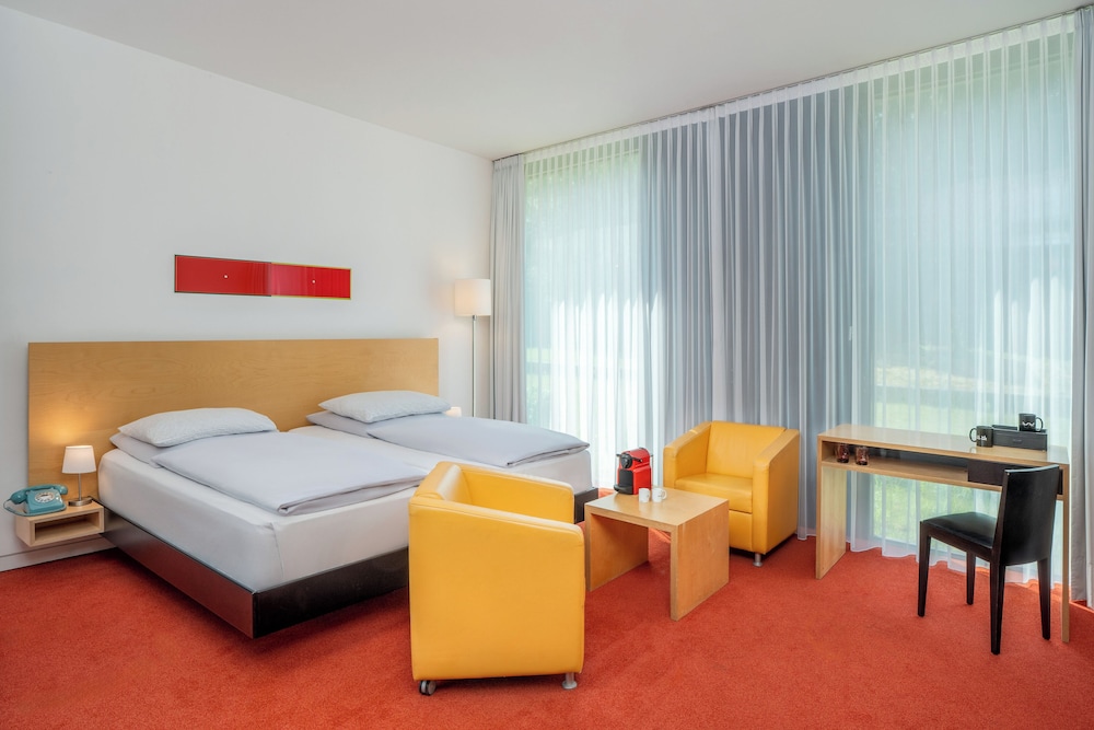 Innside By Melia Dusseldorf Seestern 19/61