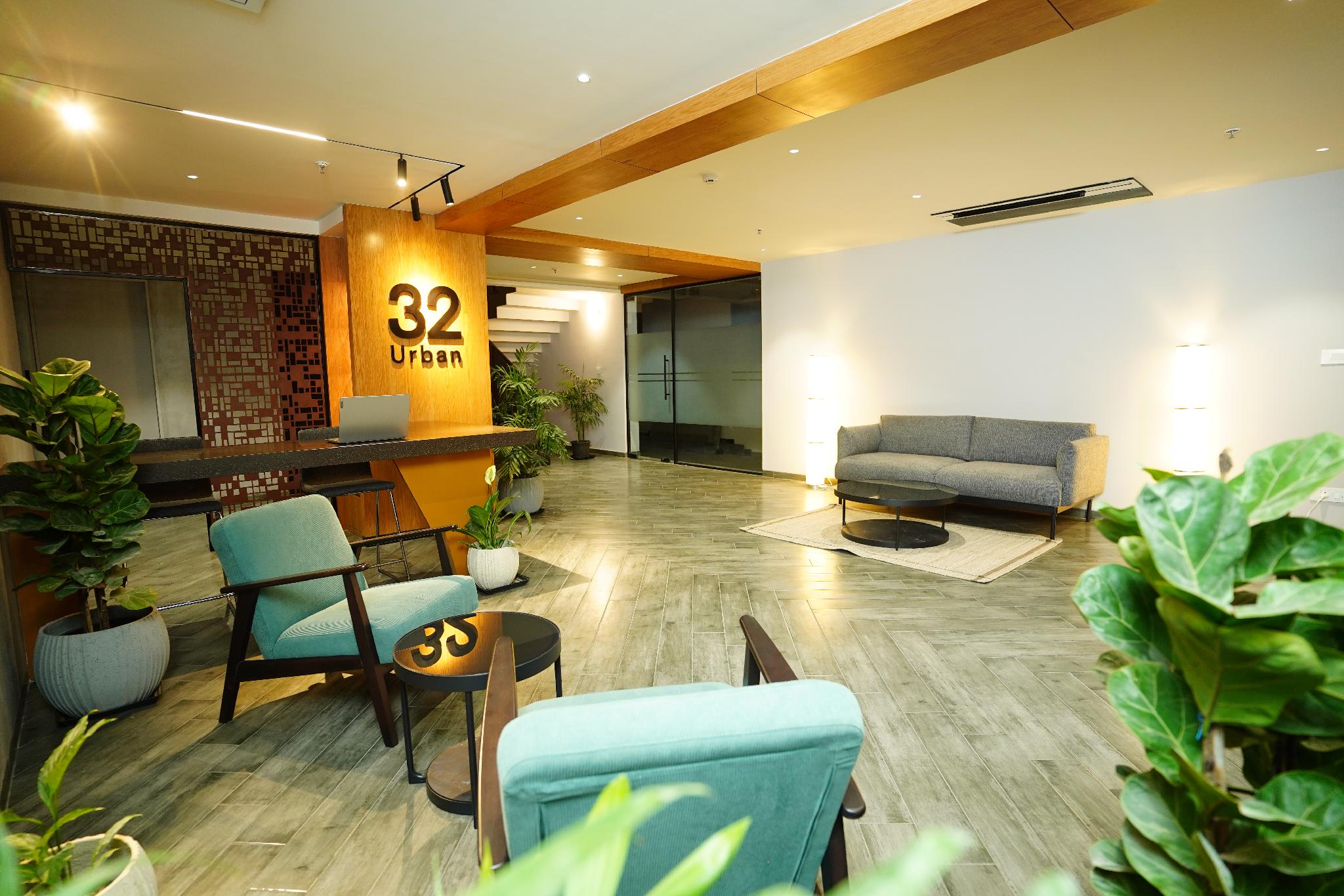 32 Urban by Akoya Hotels - Gachibowli, West Hyderabad 10/18