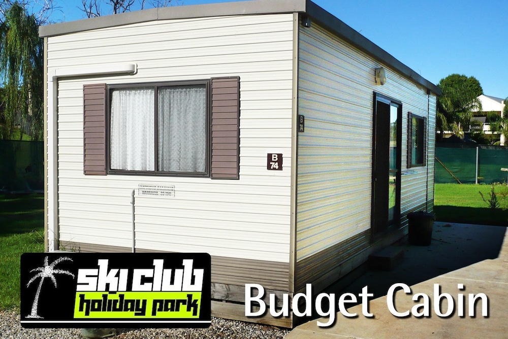 Ski Club Holiday Park 5/19