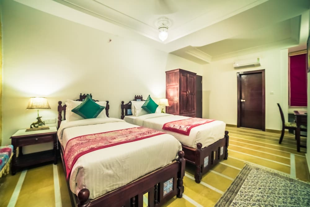 Hotel Radhika Jaisalmer 24/48