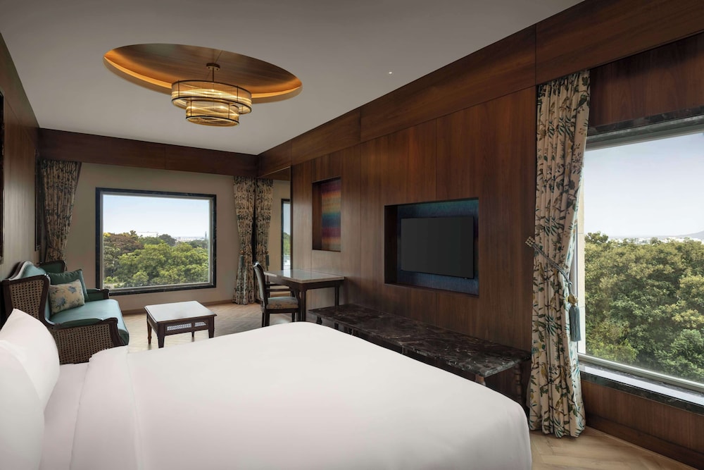 Jasraj Palace Yavatmal Hotel, a member of Radisson Individuals 7/24