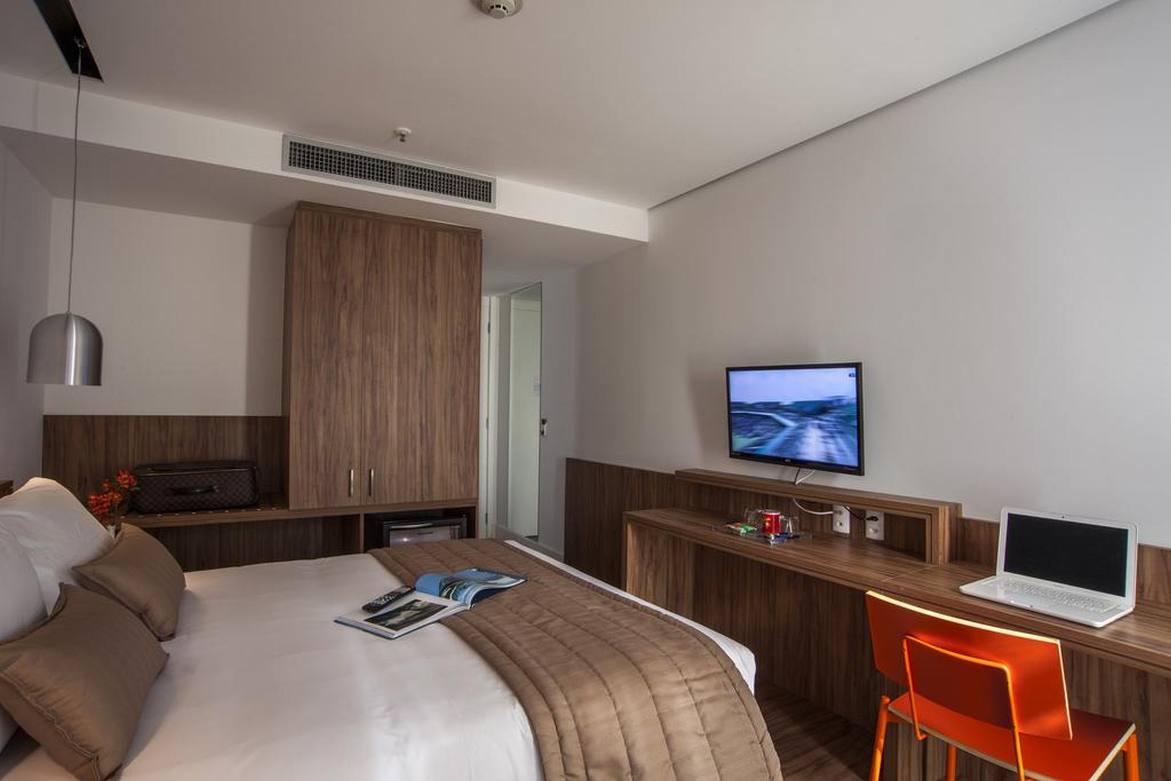 Room, Sea View