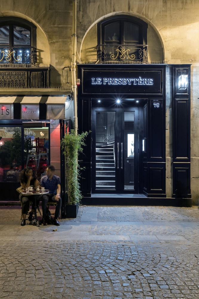 Hotel Le Presbytere 42/50