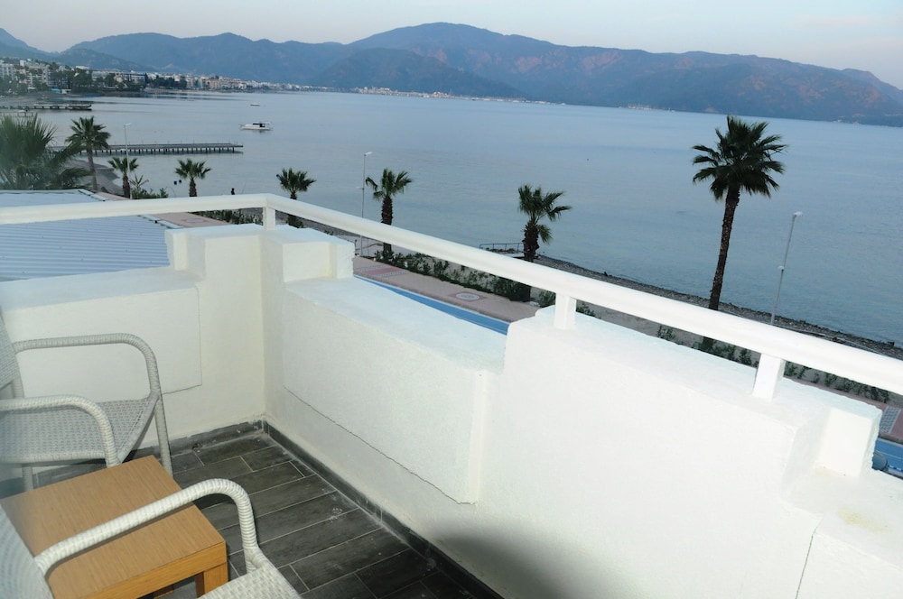Heaven Beach Otel 3/22