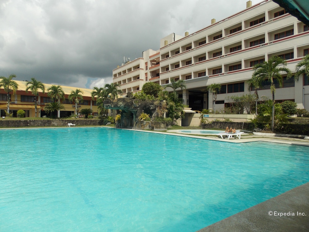 Sarabia Manor Hotel 69/73