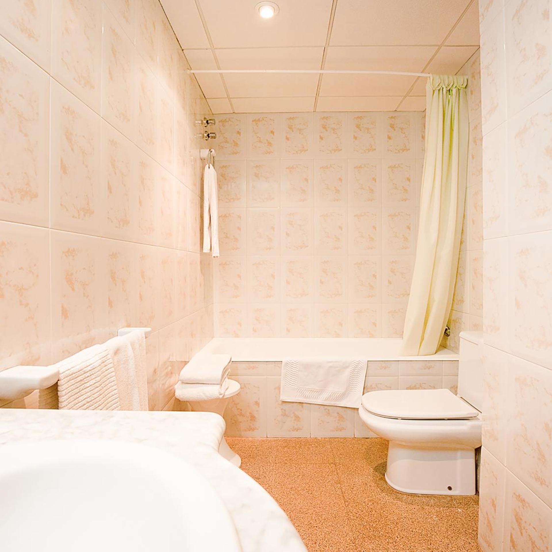 Hotel Restaurante Blanc I Negre 2 42/43
