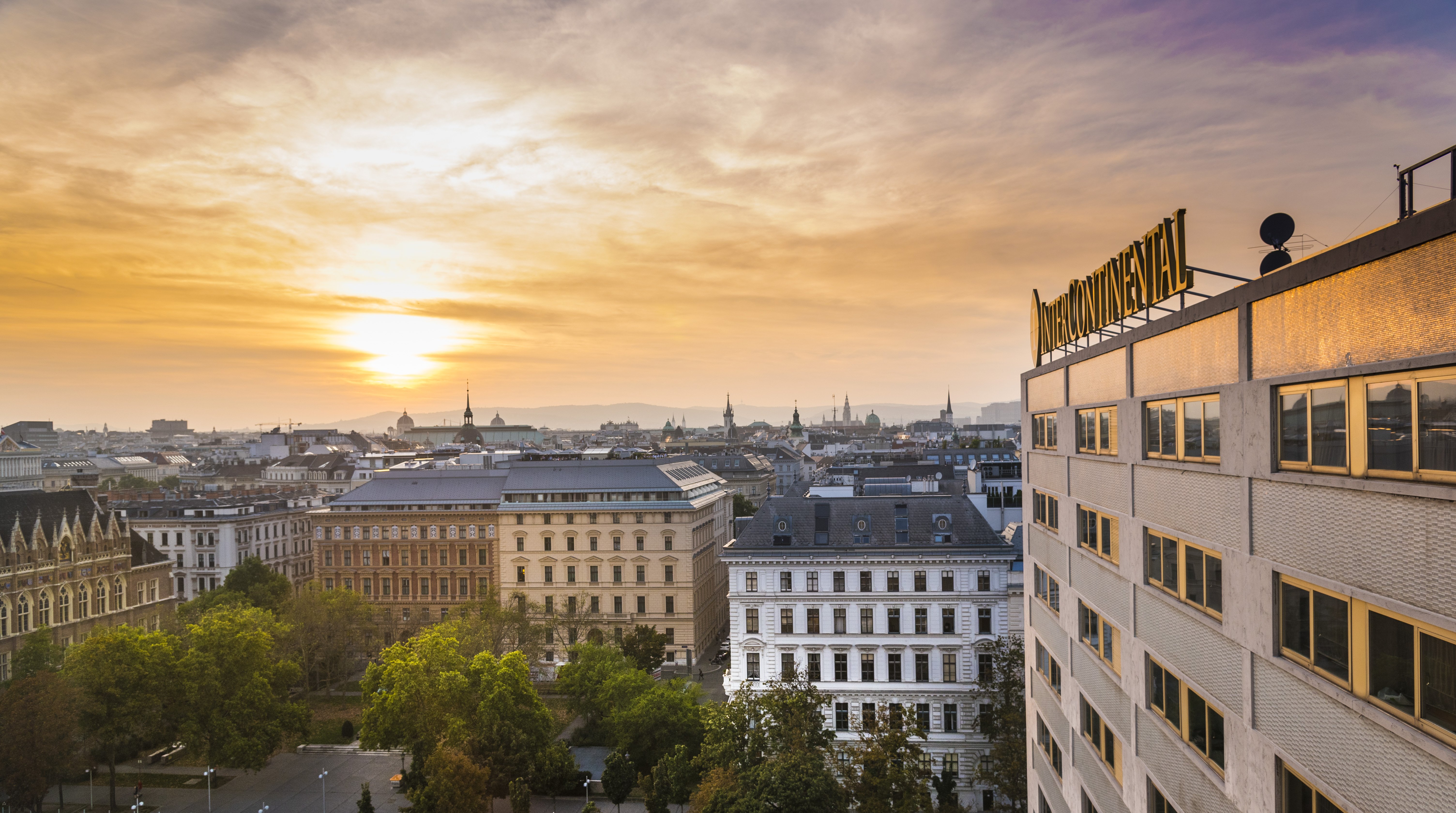 Intercontinental Vienna Hotel 4/81
