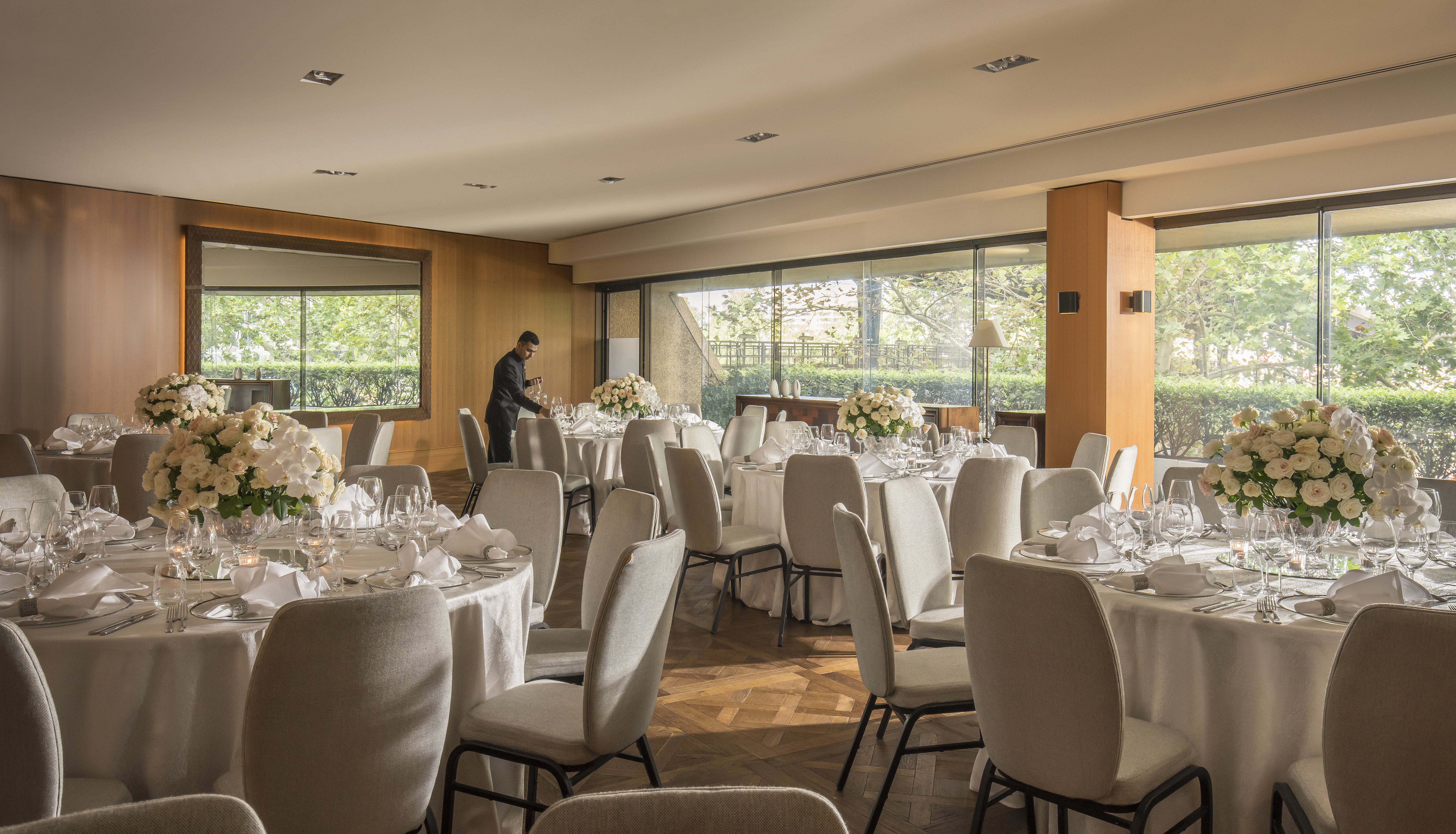 Four Seasons Hotel Sydney 38/43